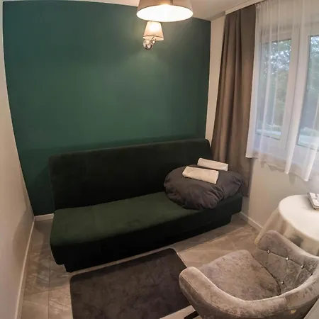 Domek, Pod Gwiazdami Apartment Ropa