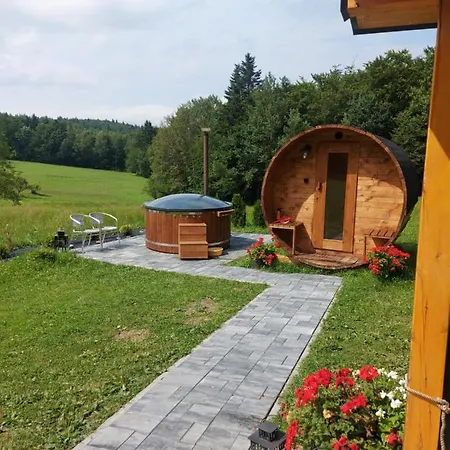 Domek, Pod Gwiazdami 公寓 *