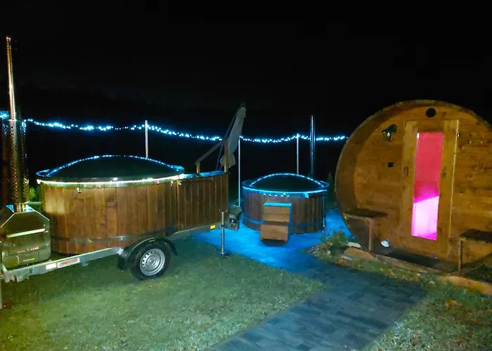 Domek, Pod Gwiazdami Apartment Ropa